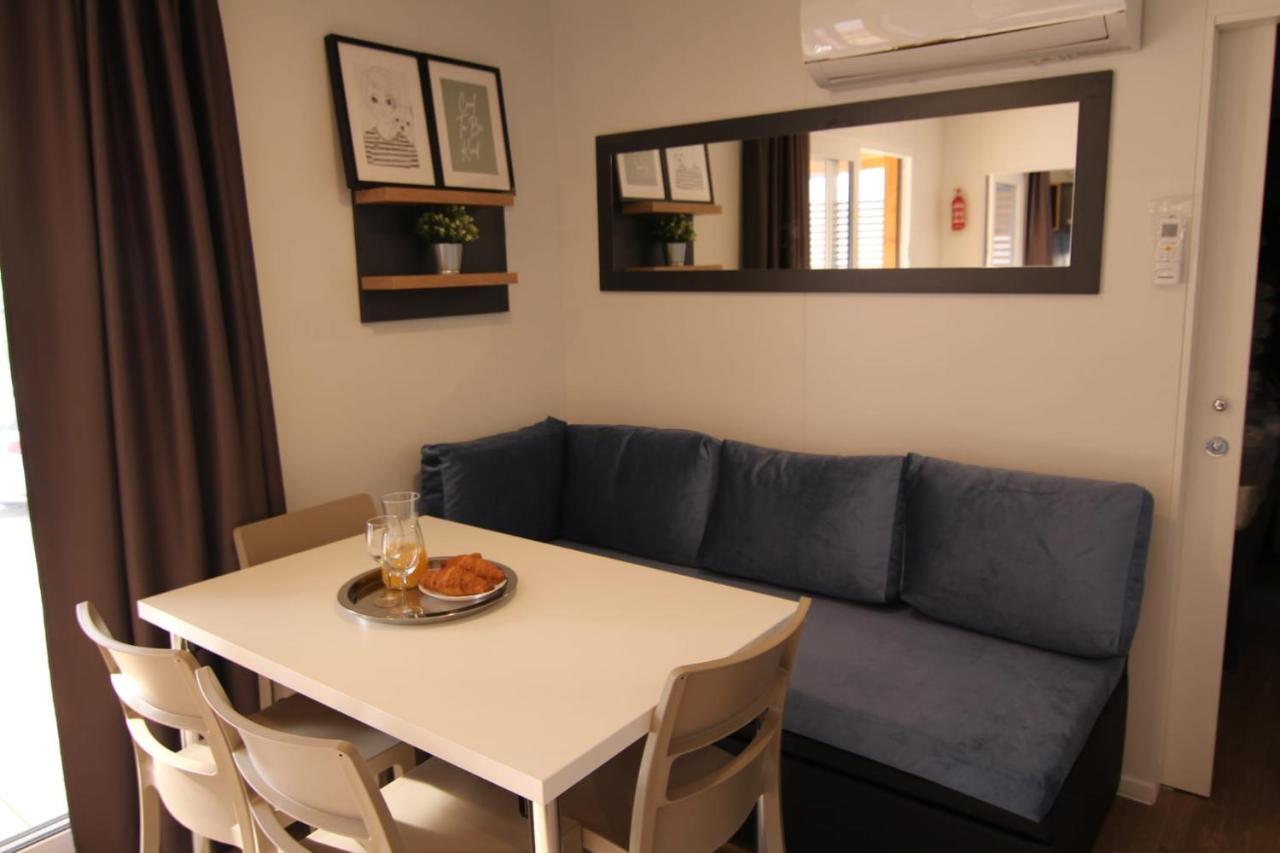 Mobile Home Anamari 비오그라드나모루 외부 사진