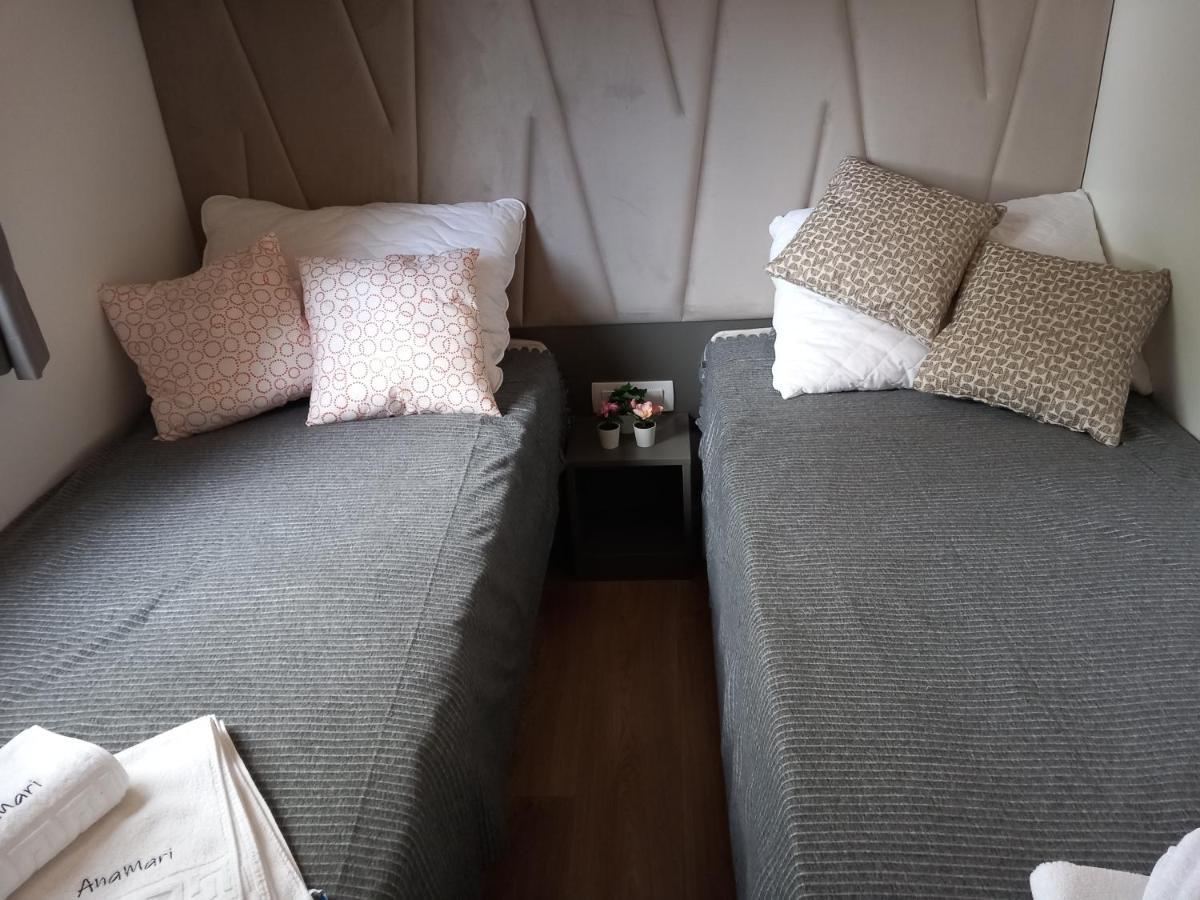Mobile Home Anamari 비오그라드나모루 외부 사진