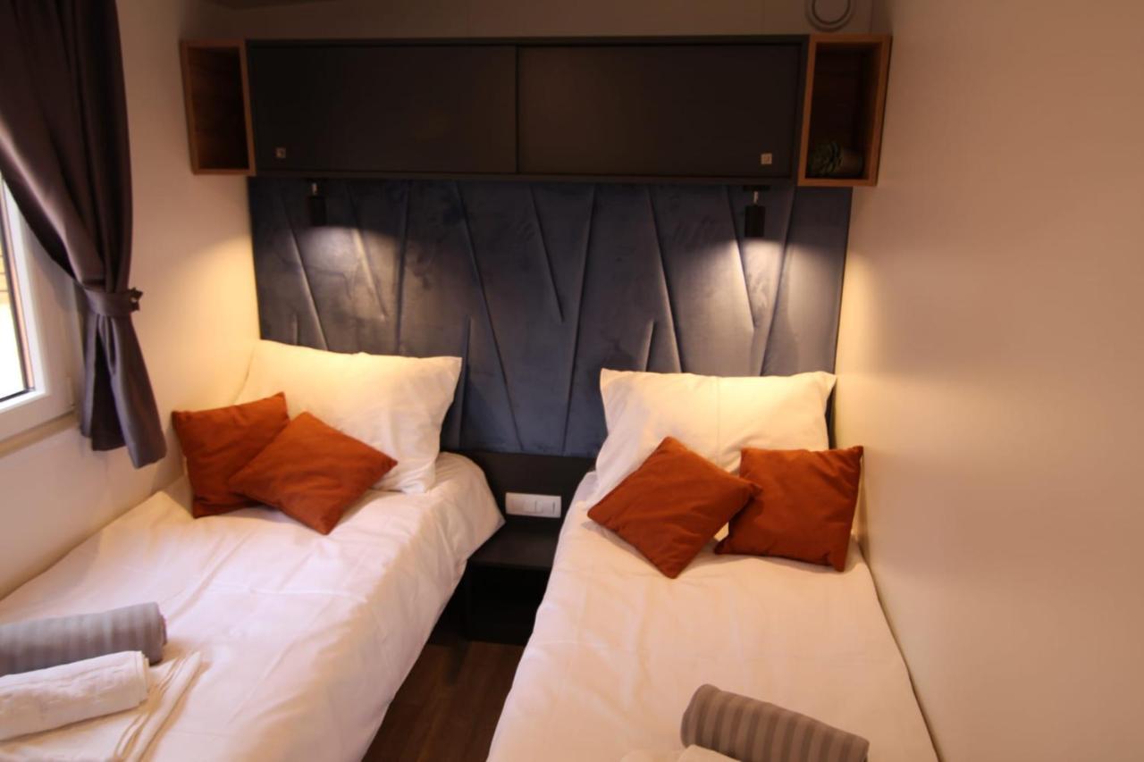 Mobile Home Anamari 비오그라드나모루 외부 사진
