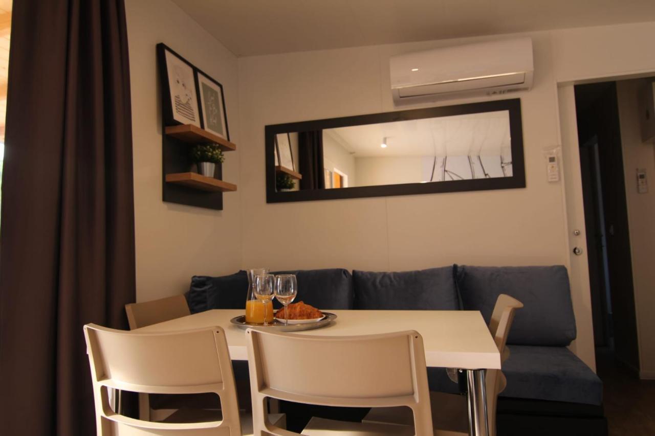 Mobile Home Anamari 비오그라드나모루 외부 사진