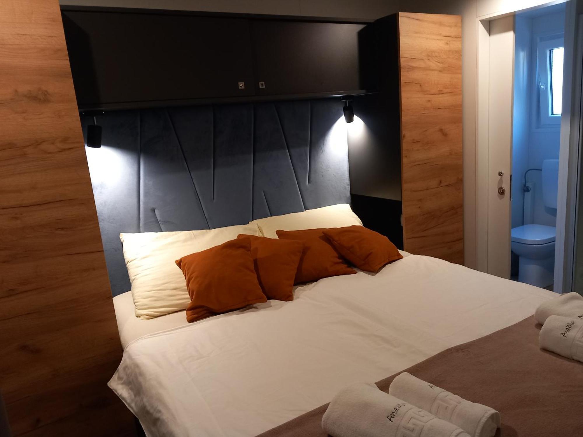 Mobile Home Anamari 비오그라드나모루 외부 사진